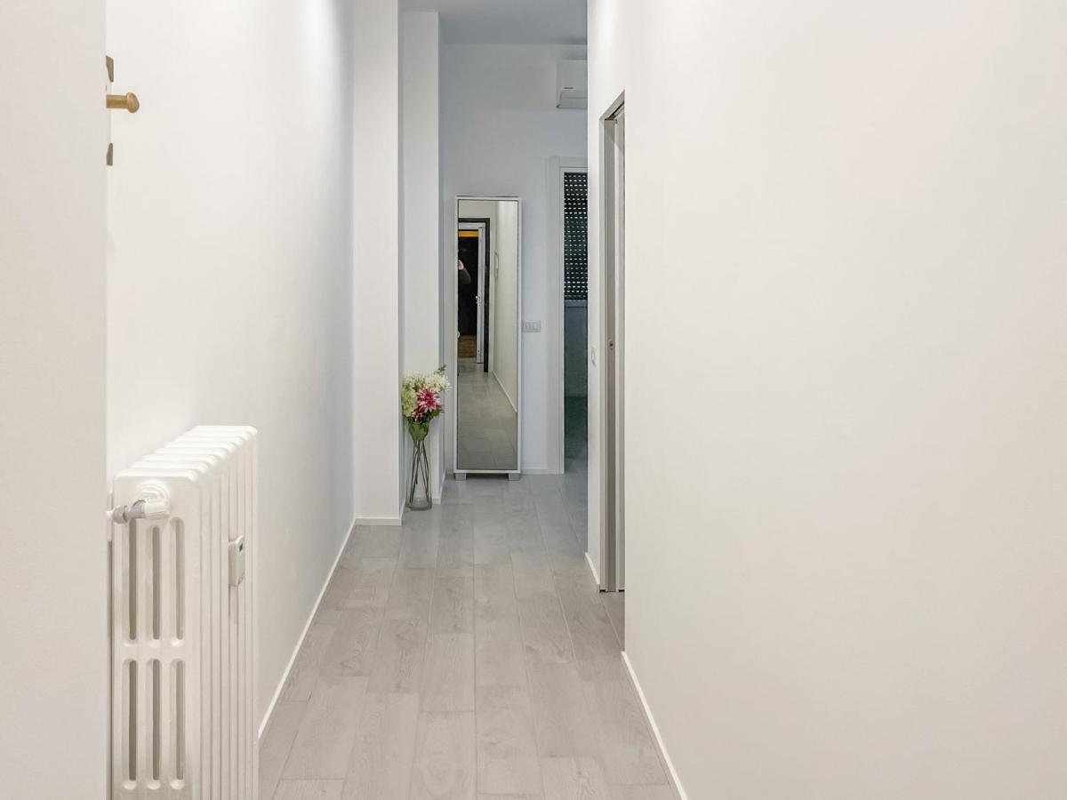 Bnb Capital Milano Moscova - White Eksteriør billede